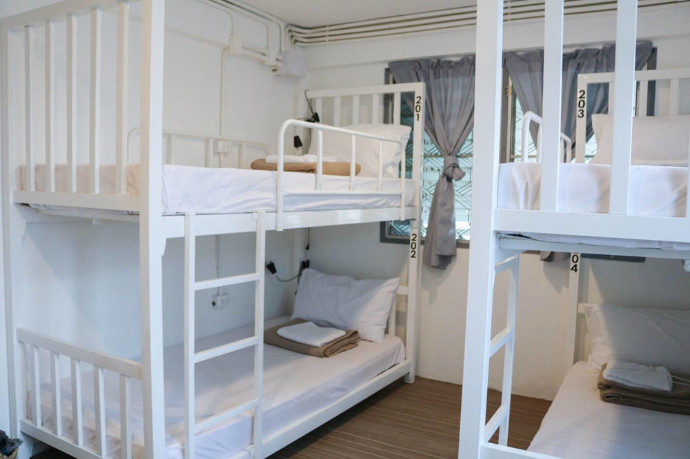Squirrel Hostel Чиангмай Экстерьер фото